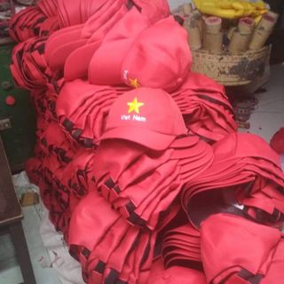 Nón cờ đỏ sao vàng