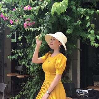 Đầm Dự Tiệc Dập Ly tay Phồng Kèm tag Hoa