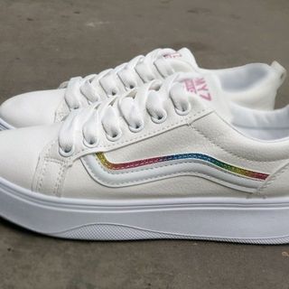 Giày bata trắng nữ