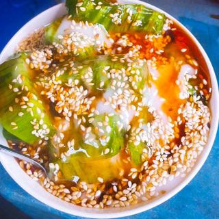 BÁNH ĐÚC GÂN LÁ DỨA BÌNH TÂY