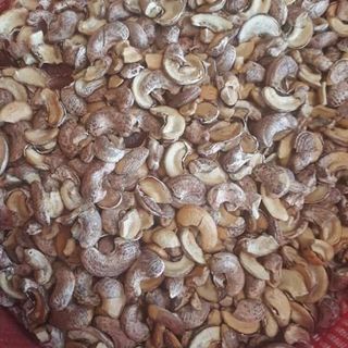 Hạt điều bể rang muối Bình Phước