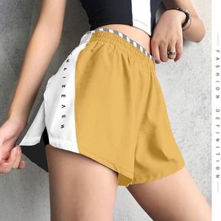 Quần tập đùi dù Seven 2019