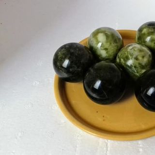 Bi lăn tay đá quý Serpentine tự nhiên
