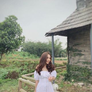 Đầm bẹt vai xếp li eo