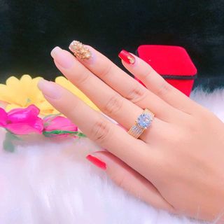 nhẫn mạ vàng