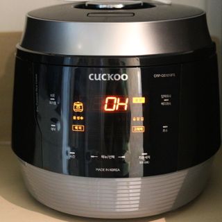 NỒI CƠM ÁP SUẤT ĐIỆN TỬ CUCKOO CRP-QS1010FS