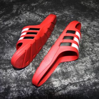 Dép Đúc 3 Sọc 24