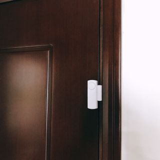 Chuông báo động cửa chống trộm tặng kèm 2 pin tiểu AAA cho mỗi sản phẩm