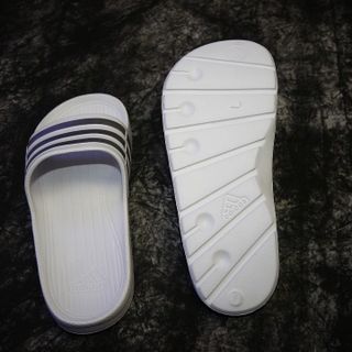 Dép Đúc 3 Sọc 09