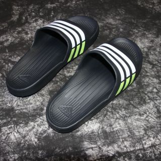 Dép Đúc 3 Sọc 29