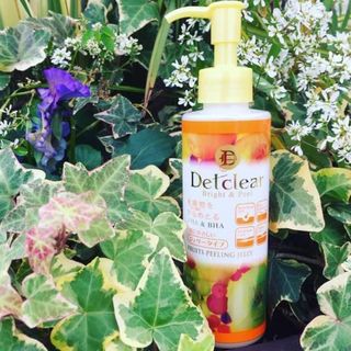 Gel Tẩy Tế Bào Chết Detclear Meishoku Bright Peel Hương Trái Cây Tổng Hợp 180ml