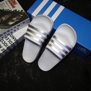 Dép Đúc 3 Sọc 04