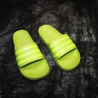 Dép Đúc 3 Sọc 23