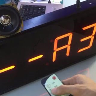 Đồng hồ treo tường led 4 Số báo thức 30 Kênh nhạc MP3