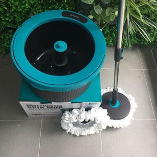 Cây lau nhà mini xoay 360 độ Lock and Lock HPP345