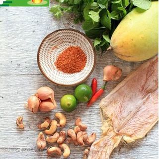 GỎI XOÀI KHÔ MỰC SIÊU HẤP DẪN
