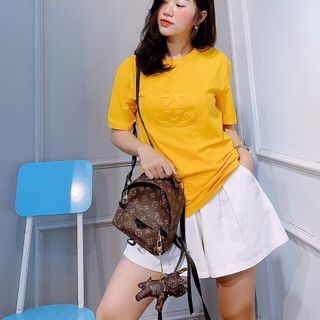 Áo thun vàng chữ nổi GC