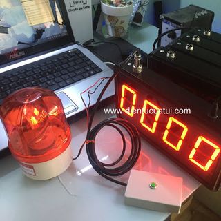 Đếm sản phẩm led 4 số công nghiệp có Còi báo đủ số lượng