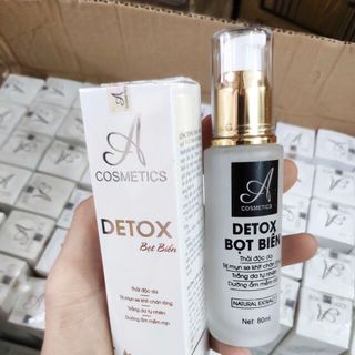 Rửa mặt bọt biển detox
