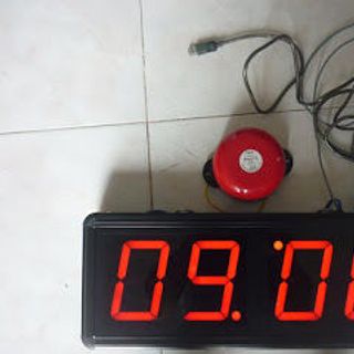 Đồng hồ treo tường điện tử chuông báo tiết học