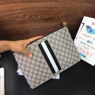 Ví cầm tay nam nữ