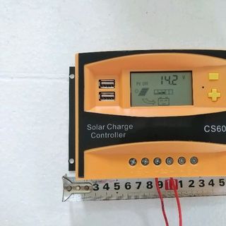 Điều khiển sạc pin mặt trời loại lớn cánh nhôm