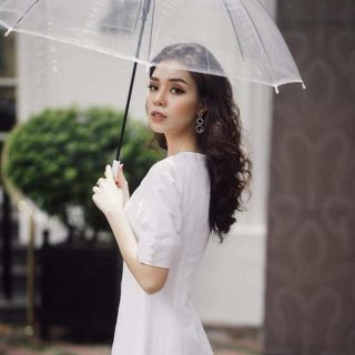 Đầm cổ tim tay lỡ