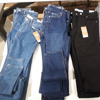 Nguồn Hàng Quần Jeans Giá Sỉ Tại Xưởng Jeans Thuận Hải giá sỉ