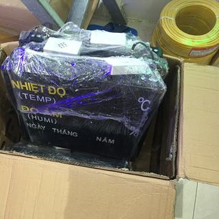 Đồng hồ treo tường Nhiệt độ - Độ ẩm - Ngày Tháng Năm - 2019