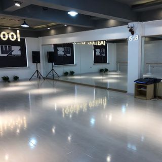 Đồng hồ treo tường Led 3D giá rẻ Hà Nội