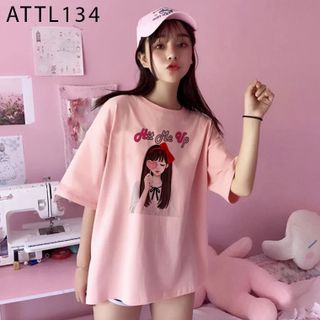 ÁO THUN TAY LỠ IN HÌNH CÔ GÁI TÓC DÀI NƠ ĐỎ CẦM QUE KẸO TRÁI TIM CỰC CUTE FREE SIZE -ATTL134 giá sỉ