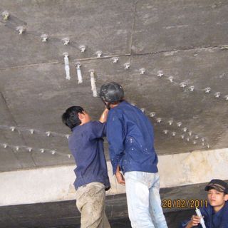 KEO TRÁM TRÉT VẾT NỨT BÊ TÔNG TƯỜNG SÀN