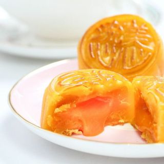 Bánh Trung Thu Lava Hồng Kông Lava Custard 2019