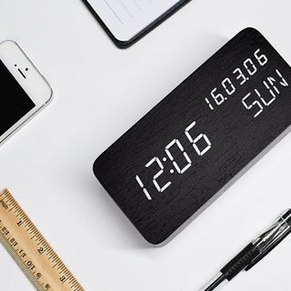 Đồng hồ báo thức led để bàn trang trí - Quà tặng