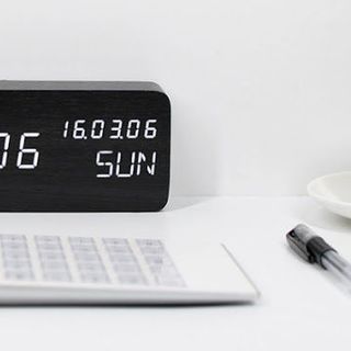 Đồng hồ báo thức led để bàn trang trí - Quà tặng
