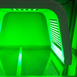 VÒM ÁNH SÁNG SINH HỌC 7 MÀU OMEGA LIGHT