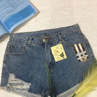 Quần short nữ