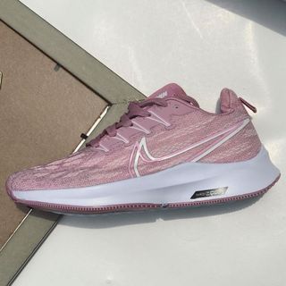 Giày Thể Thao Cao Cấp