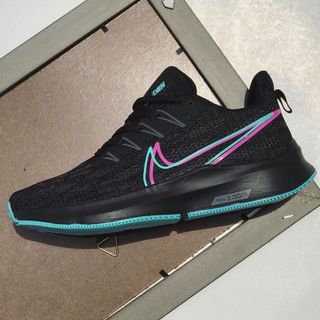 Giày Thể Thao Cao Cấp