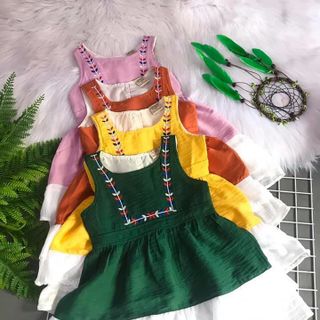 Đầm thiết kế thiêu bông