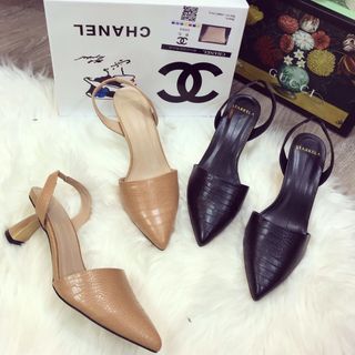 Giày sandal gót cách điệu