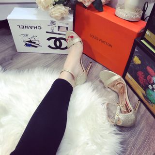 Giày sandal cao got kim sa