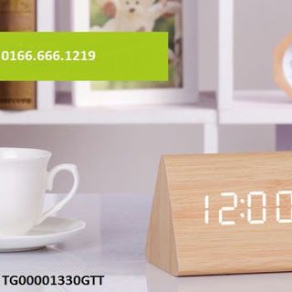 Đồng hồ gỗ led tam giác để bàn Nhiệt độ - Độ ẩm