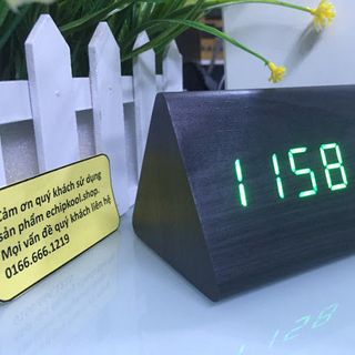 Đồng hồ gỗ led tam giác để bàn Nhiệt độ - Độ ẩm