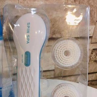 Máy rửa mặt