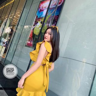 Set Áo Bèo Cột Dây Sao Kèm Chân Váy Đuôi Cá