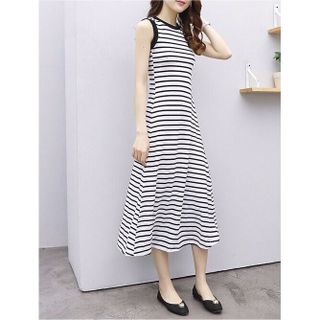 Đầm maxi kẻ ngang xinh xắn