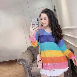 áo len sọc cầu vòng