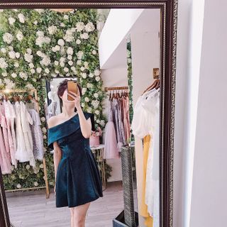 Đầm Thiết Kế Lệch Vai Bèo