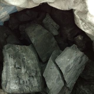 Than củi giá rẻ miền bắc